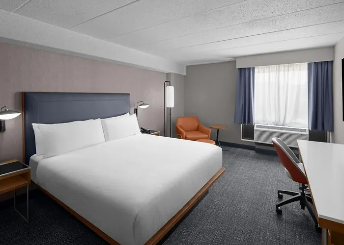 Courtyard By Marriott Center Hotel Pittsburgh