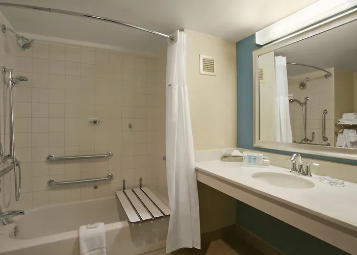 Hotel Courtyard By Marriott Center