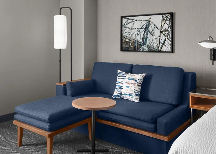 Courtyard By Marriott Center 4*