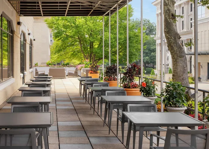 Courtyard By Marriott Center 4*
