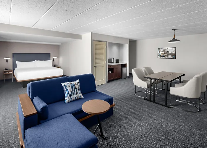 Courtyard By Marriott Center Hotel Pittsburgh