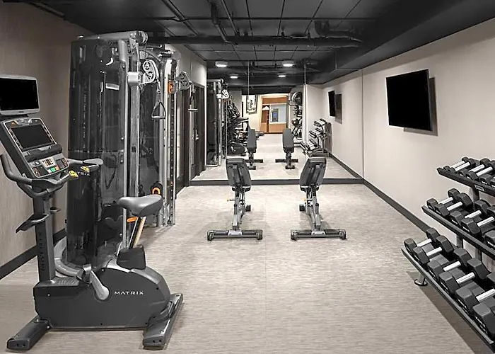 Courtyard By Marriott Center 4*