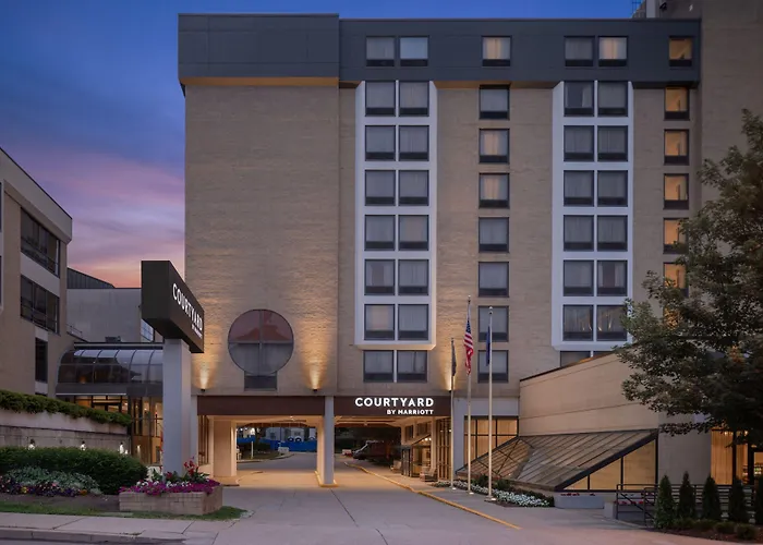 Courtyard By Marriott Center Hotel Pittsburgh