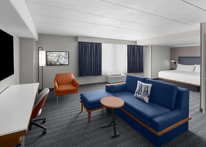 Courtyard By Marriott Center Hotel Pittsburgh