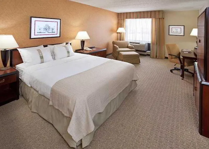 Courtyard By Marriott Center Hotel 4*