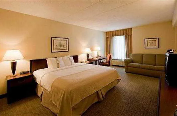 Courtyard By Marriott Center Pittsburgh